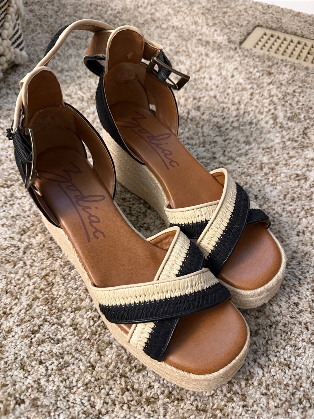 Zodiac Naomi-Raf Wedge Ankle Strap Sandals.  Size 10M